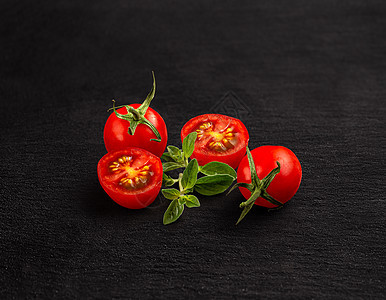 新鲜樱桃红番茄黑色红色植物食物蔬菜饮食图片