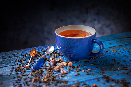 茶茶组成成分传统红茶饮料仪式蓝色静物勺子杯子柠檬图片