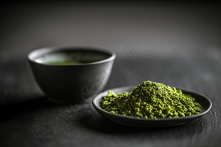 Matcha 绿色茶黑色盘子绿茶茶粉美食文化粉末抹茶图片