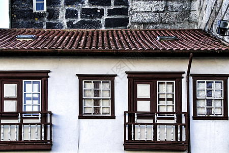 古里马拉斯葡萄牙中世纪村庄的街道 广场和墙面城市古董建筑学窗户旅行遗产衣绳堡垒历史性阳台图片