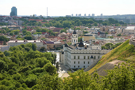 维尔纽斯市景与立陶宛大公爵大教堂和宫殿以及立陶宛维尔纽斯国家博物馆图片
