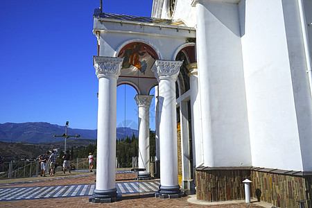 缅怀所有在水上和旅行中丧生的人地标寺庙蓝色宗教桃金娘旅游支撑工人灯笼大教堂背景图片