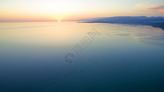 日落时海景的空中观察旅游地平线高度旅行图片