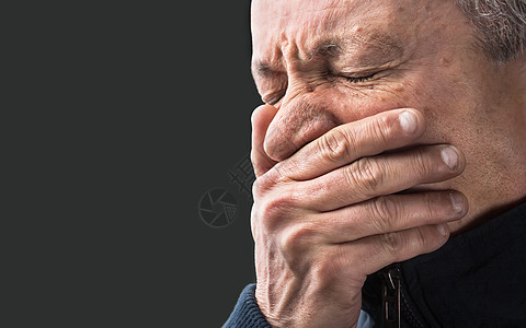牙痛 面靠手闭眼的老人男性疼痛男人沮丧生活医疗情绪化伤害疾病压力图片
