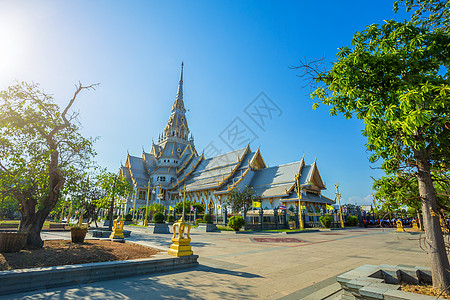 是历史中心的一座佛教寺庙 是一座佛教寺庙 是泰国北柳府的主要旅游景点太阳宗教游客佛教徒建筑艺术地标文化建筑学房子图片