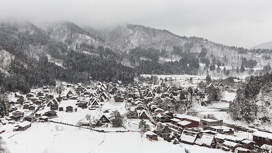 白川果村冬季降雪 日本高山Gifu的地标 日本高山游客房子旅游风景文化白川村庄公园农村建筑图片