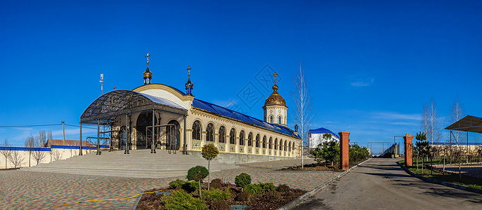 乌克兰Marinovka村神圣保护修道院建筑晴天教堂旅游男性教区宗教安眠旅行教会图片