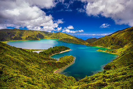 葡萄牙亚速尔群岛圣米格尔岛的湖的美丽全景 亚速尔群岛圣米格尔岛的 圣米格尔 亚速尔群岛 葡萄牙的全景图像山脉天蓝色远足旅行火山口图片