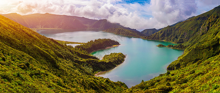 葡萄牙亚速尔群岛圣米格尔岛的湖的美丽全景 亚速尔群岛圣米格尔岛的 圣米格尔 亚速尔群岛 葡萄牙的全景图像群岛景观森林旅行核心环境图片