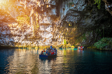 希腊凯法利尼亚岛上的 Melissani 湖 希腊凯法利尼亚岛萨米村附近的 Melissani 洞穴 Melissani 湖 希图片