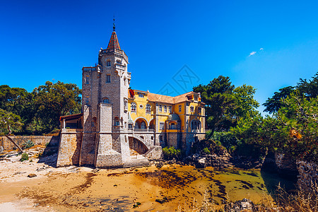 在卡斯卡伊斯 里斯本 葡萄牙 博物馆的建筑位于葡萄牙卡斯卡伊斯的美丽花园中城市城堡历史旅行奢华村庄风景海滩建筑学假期图片