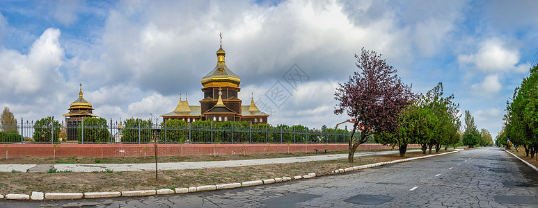 乌克兰Sergeevka度假胜地伍德教堂大教堂旅行教会旅游安眠村庄宗教建筑天气建筑学图片