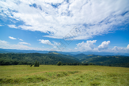 卡尔帕蒂山夏季自然景观首脑场景旅游国家阳光全景岩石农村风景日落图片