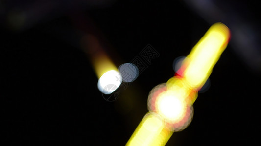 3d 插图散焦散景灯和镜头光晕抽象光背景黄色红色辉光相机展示耀斑音乐会粉色颜色紫色图片