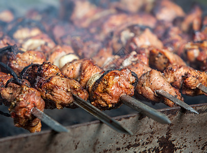 Shish 烤肉串晚餐铁板餐厅羊肉小牛煤炭香料腌料洋葱猪肉图片