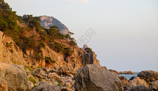 克里米亚半岛的景观风浪风景石头旅游旅行海滩海岸线天堂地平线蓝色图片