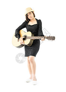 女人手里握着吉他吉他吉他民歌音乐帽子女孩白色原声青少年女士女性吉他手音乐家图片