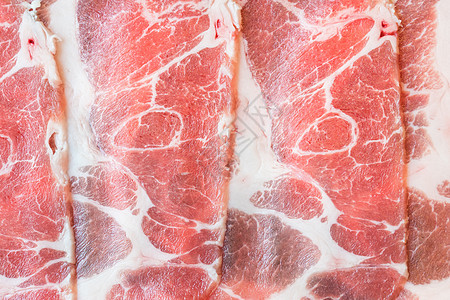 原猪肉肉木板红色食物屠夫猪肉鱼片木头牛扒烹饪图片