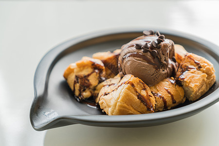 巧克力冰淇淋面包食物小吃咖啡白色蜂蜜棕色香草早餐甜点奶油图片