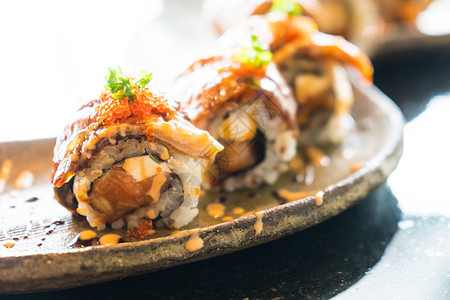 寿司盘子食物美食黑色餐厅海藻饮食午餐海鲜白色图片