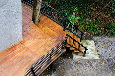 木地板楼梯地面白色脚步装饰抛光棕色奢华建筑学木头风格图片
