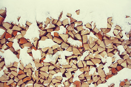 在 stac 上切碎的木柴木桩木头森林木材软木燃料材料柴堆橡木活力图片