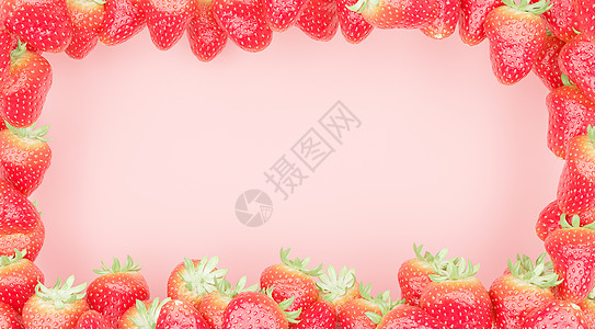 边缘有草莓的红色横幅背景图片