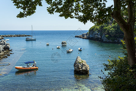 希腊佩利翁达穆沙里希腊渔村树木海滩海洋支撑岩石树叶农村乡村地标海湾图片