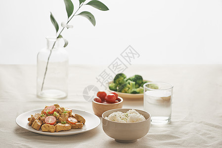 炒鸡米     亚洲食品风格食物绿色饮食白色油炸盘子蔬菜图片