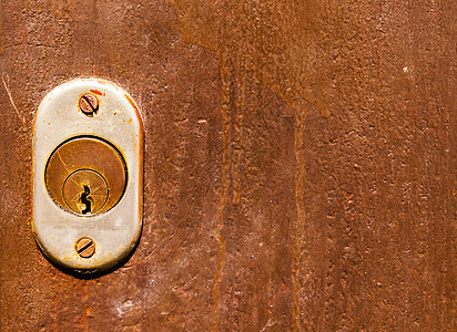 特写旧锁 门锁上有有趣的纹理腐蚀警卫安全入口房子古董圆柱钥匙隐私金属图片