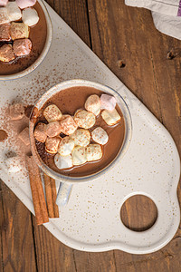 热巧克力饮料加棉花糖甜点肉桂早餐可可咖啡棕色咖啡店杯子白色奶油图片