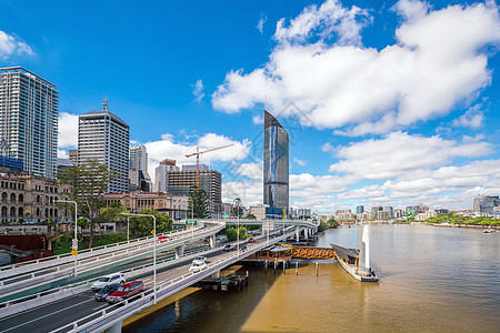 布里斯班市天线和布里斯班河天空反射场景建筑物摩天大楼蓝色城市商业旅游天际图片