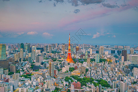 东京与日本东京塔的东京天际线日落办公室建筑街道丘陵场景天空建筑学商业旅游背景图片