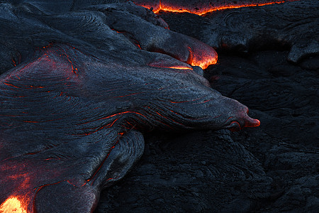 熔岩表面流红色液体岩石火山国家地热流动危险活力公园图片
