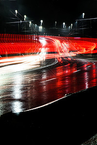 晚上的汽车灯 路灯 夜晚的城市 长时间曝光拍摄夜路 雨后的湿路大灯建筑速度反射运动车道运输街道驾驶踪迹图片