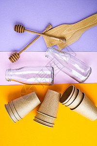 生活垃圾分类回收 环境保护理念 零浪费 没有塑料 工艺纸杯 木制厨房工具图片