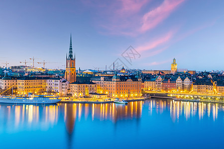 黄昏全景斯德哥尔摩老城市天线 瑞典城市风景首都旅行日落房子旅游城市蓝色建筑学建筑地标背景