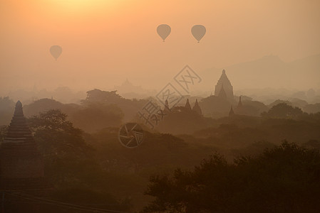 气球以 bagan 装在气球中地标空气旅游神社文化宗教建筑学寺庙宝塔旅行图片
