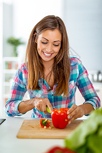 健康在今晚的菜单香料微笑幸福营养家庭午餐蔬菜厨房木板食物图片