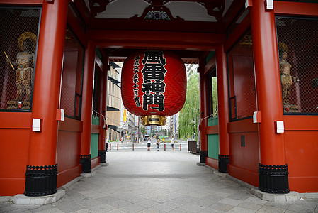 泽草寺庙红色情调神社游客宗教首都异国灯笼旅行崇拜图片