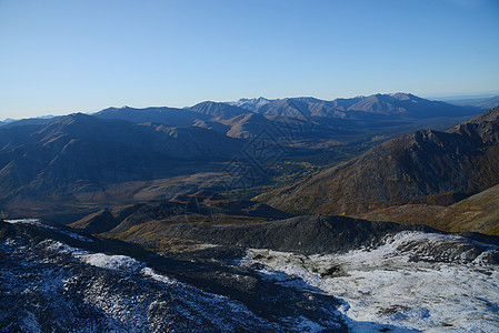 Yykon山顶峰育空公园天空地区风景苔原地形图片