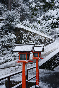 Kifune神庙冬季宗教建筑学地标旅游神社红色旅行木头游客森林图片