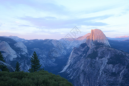 冰川点 Yosemite绿色日落游客圆顶山脉旅行国家公园红色风景图片