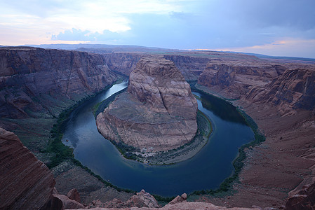 弯曲马蹄马蹄铁曲线峡谷沙漠地标日落背景图片