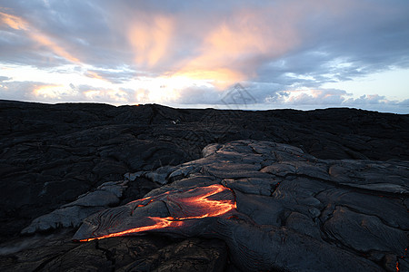 熔岩表面流岩石活力液体火山地热红色危险国家流动公园高清图片