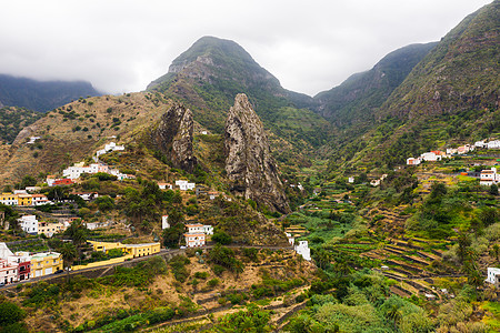 西班牙加那利群岛戈梅拉岛的山脉全景 戈梅拉岛的美丽风景冒险旅行小岛地平线土地石头上坡火山群岛顶峰图片