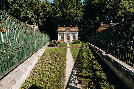 俄罗斯莫斯科的库斯科沃庄园 Kuskovo 庄园是十八世纪独特的纪念碑 是莫斯科的避暑别墅温室大理石观光大厦玻璃池塘建筑学地标文图片