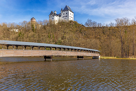 德国布尔克城堡和木桥的景象 图林根图片