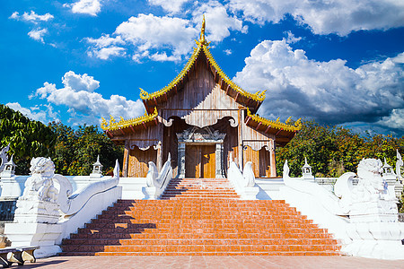 泰国怀赛乔寺雕像旅游佛教徒传统天空旅行游客建筑宗教艺术图片