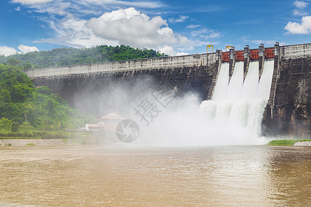 大坝是一座拥有水电站 灌溉和洪水保护的水坝活力旅行溢洪道地标水路水电力量水泥车站基础设施图片